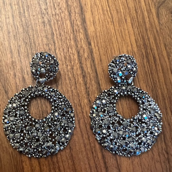 Jewelry - New earrings silver grey sparkly elegant dangling hanging jewelry round
